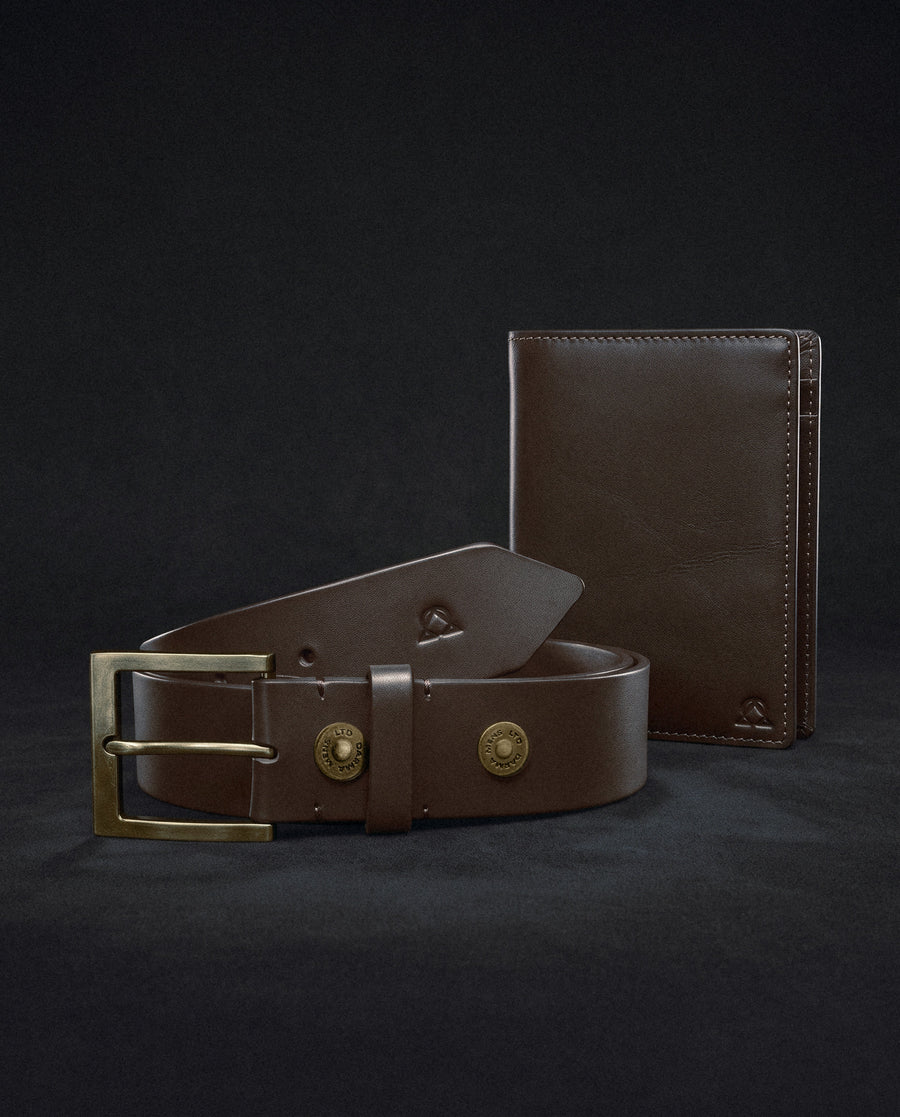 The Leather Set in Terra
