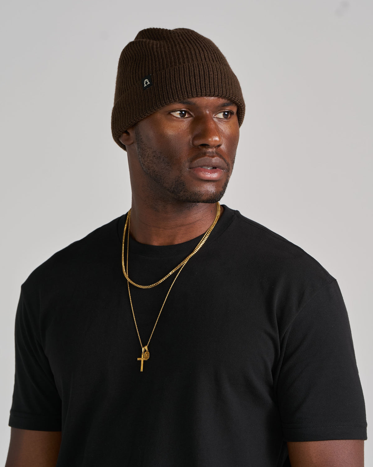 Solis Beanie, Terra
