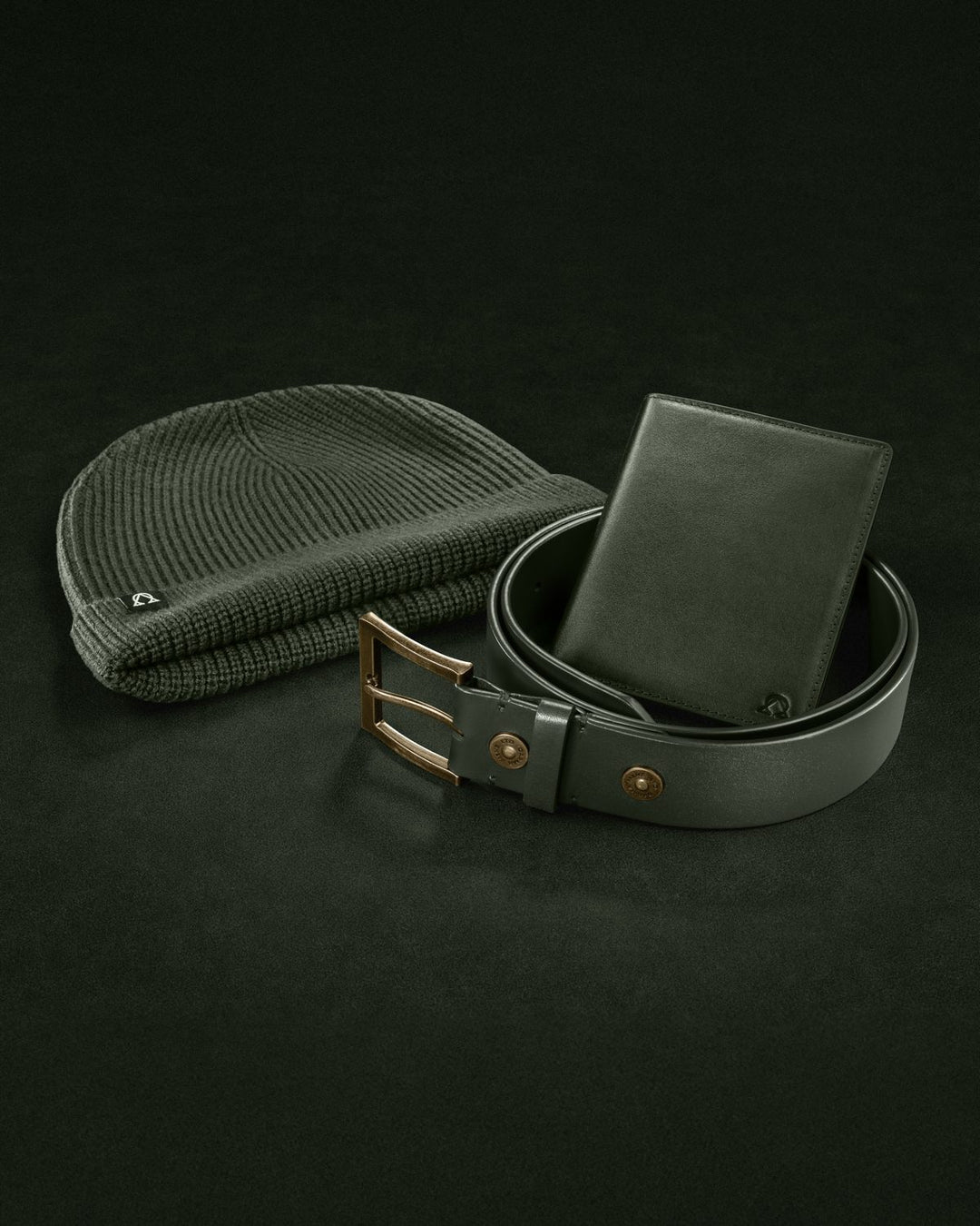 DARMA beanie, belt and wallet in Cypress