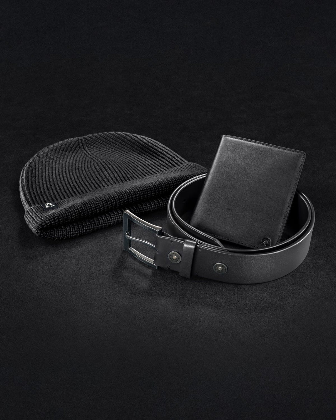 DARMA beanie, belt and wallet in Onyx